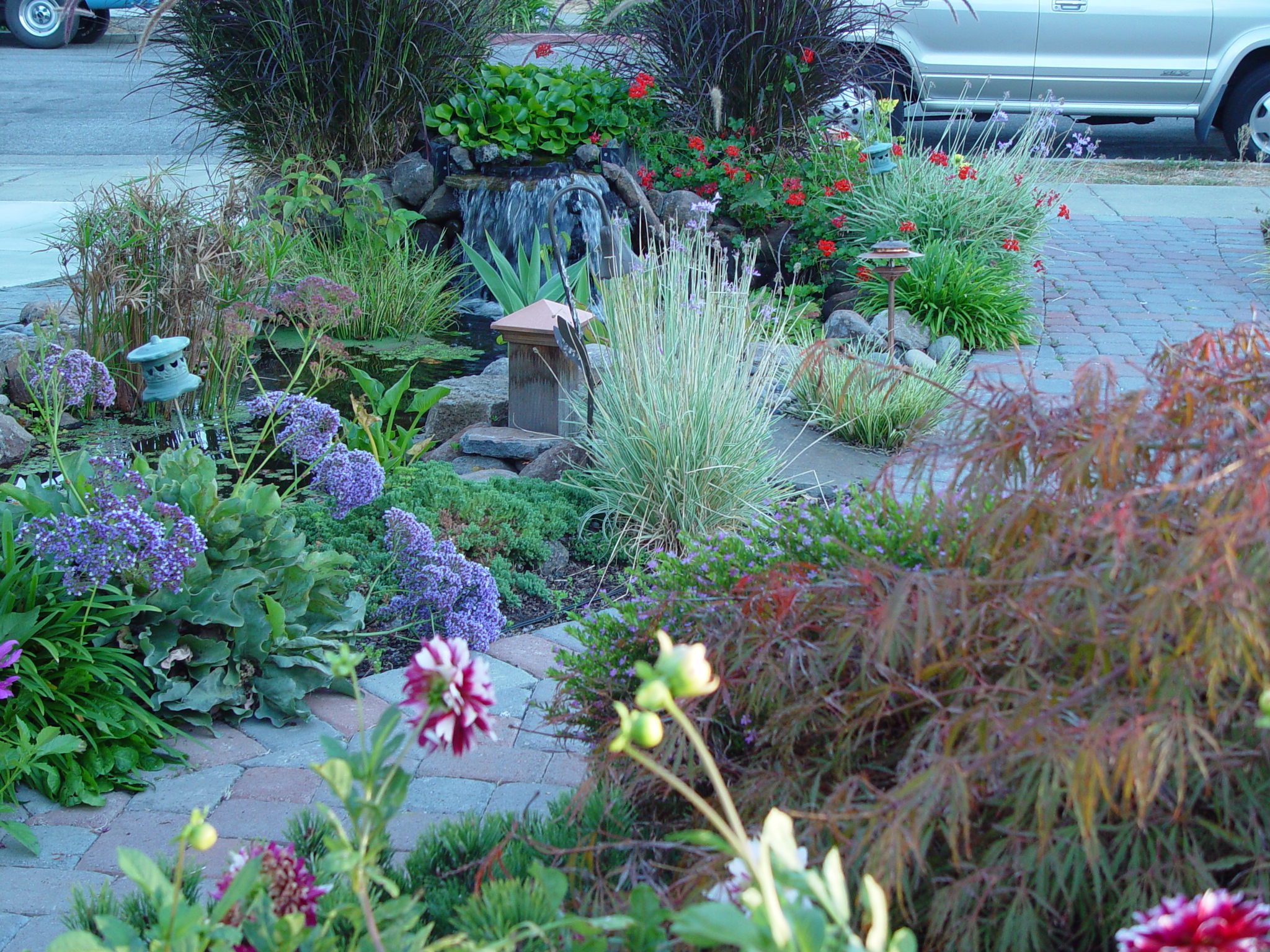 Feng Shui: Connecting Home and Garden with Heart and Soul at the Los